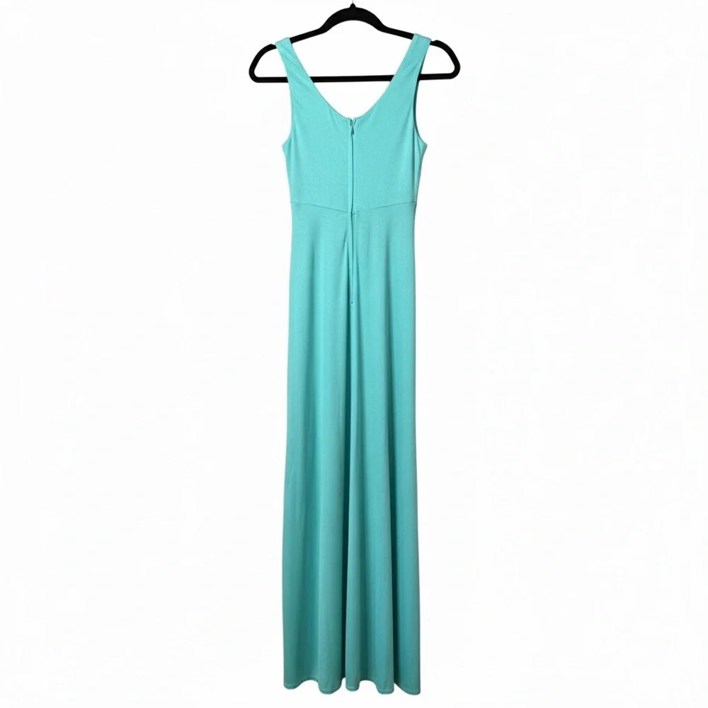 Elegant Turquoise Maxi Dress - Picture 2 of 7